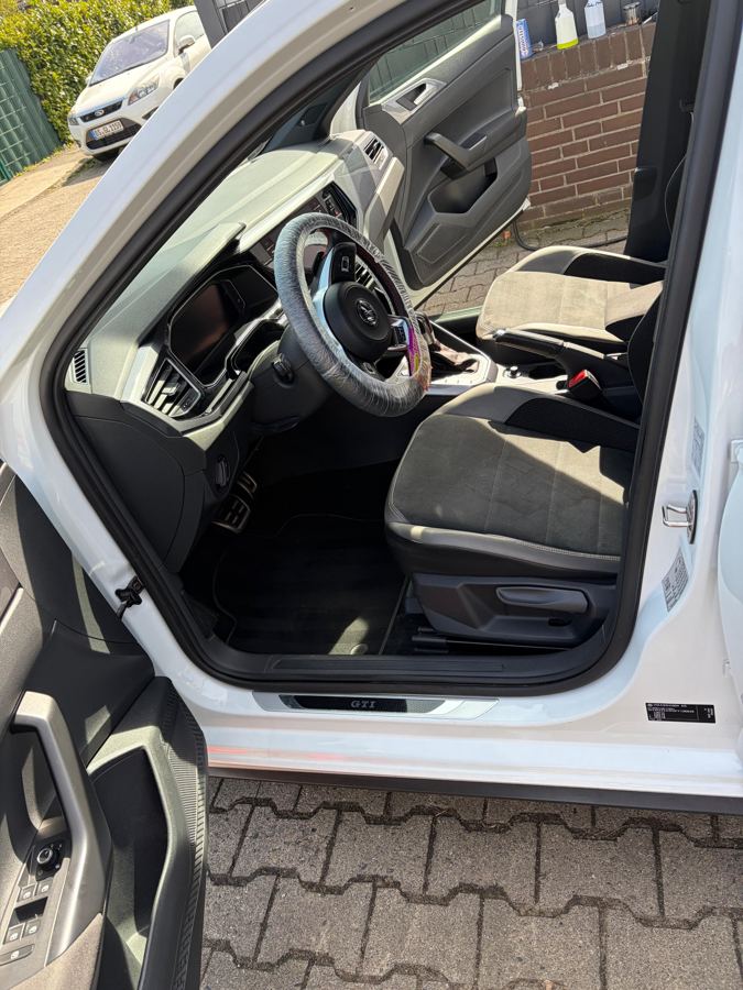 Nachher – Innenraum VW Polo GTI